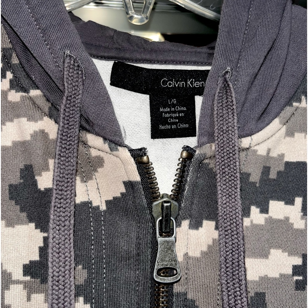 Calvin Klein Sweatjacket, military/camo print